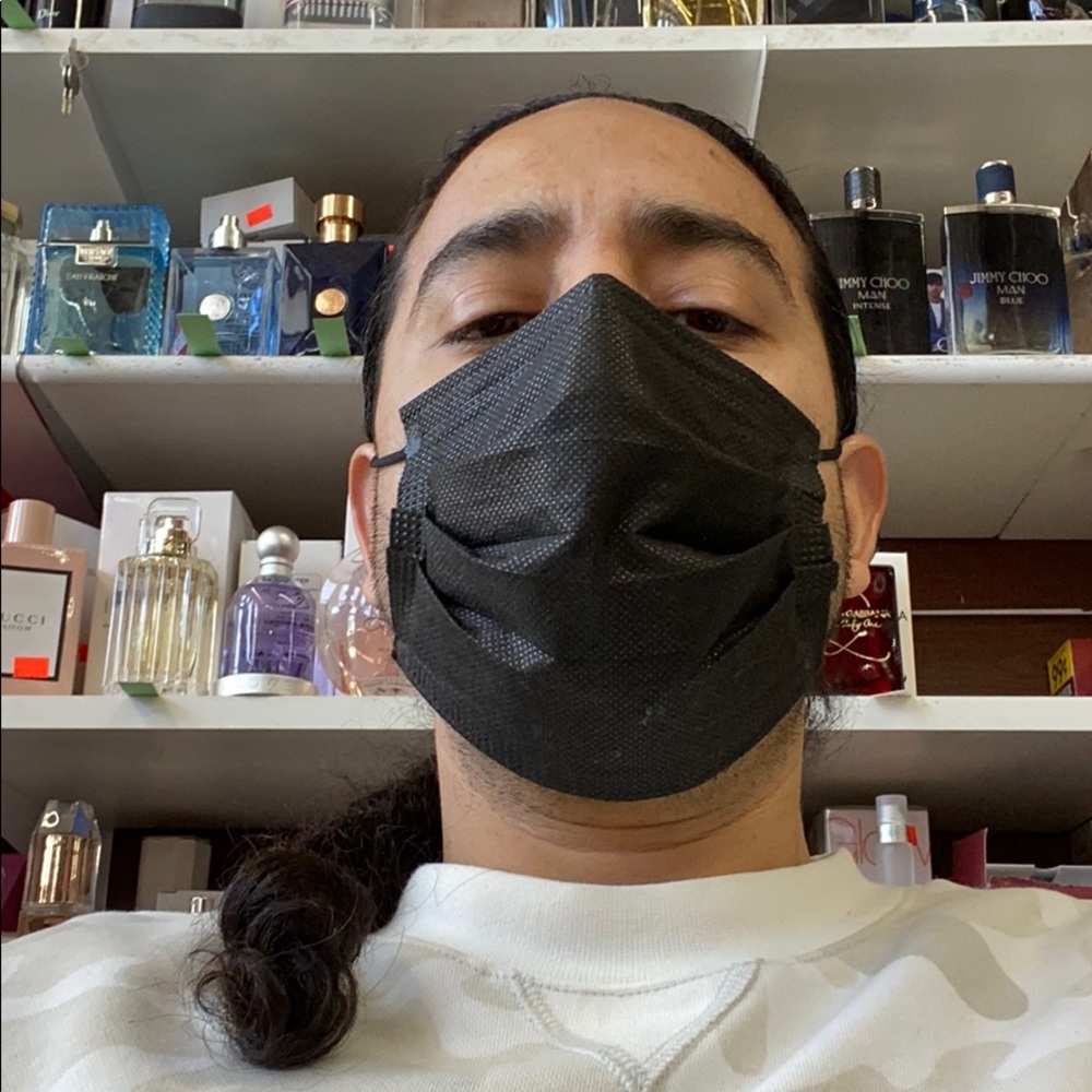 Meet your Posher, Alexi